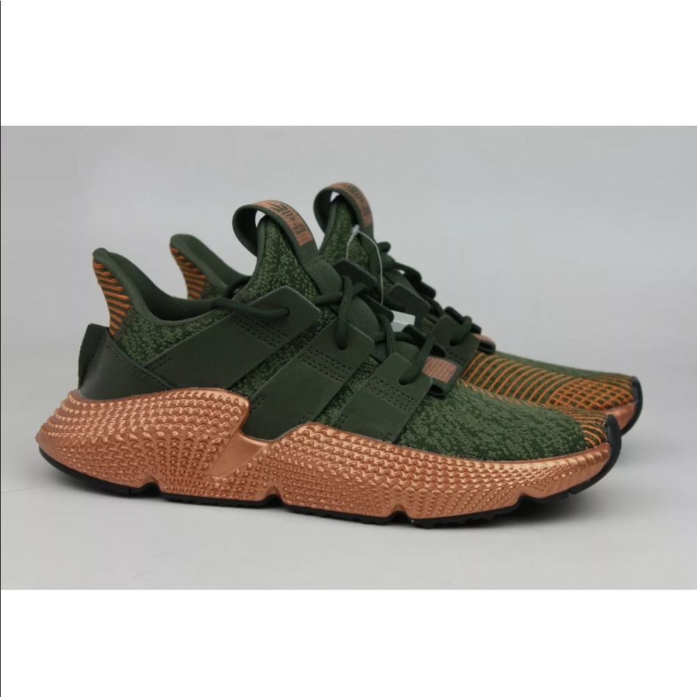Adidas Women’s Prophere DA9616 Brand NIB size 8.5